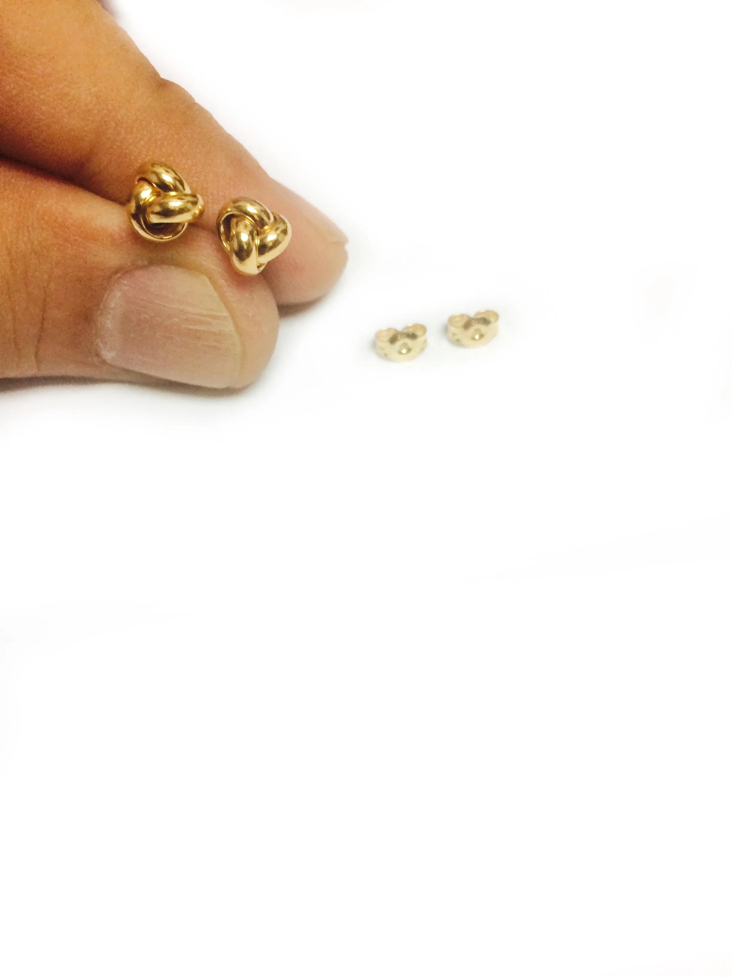 14k Gold Love Knot Stud Earrings, 6mm