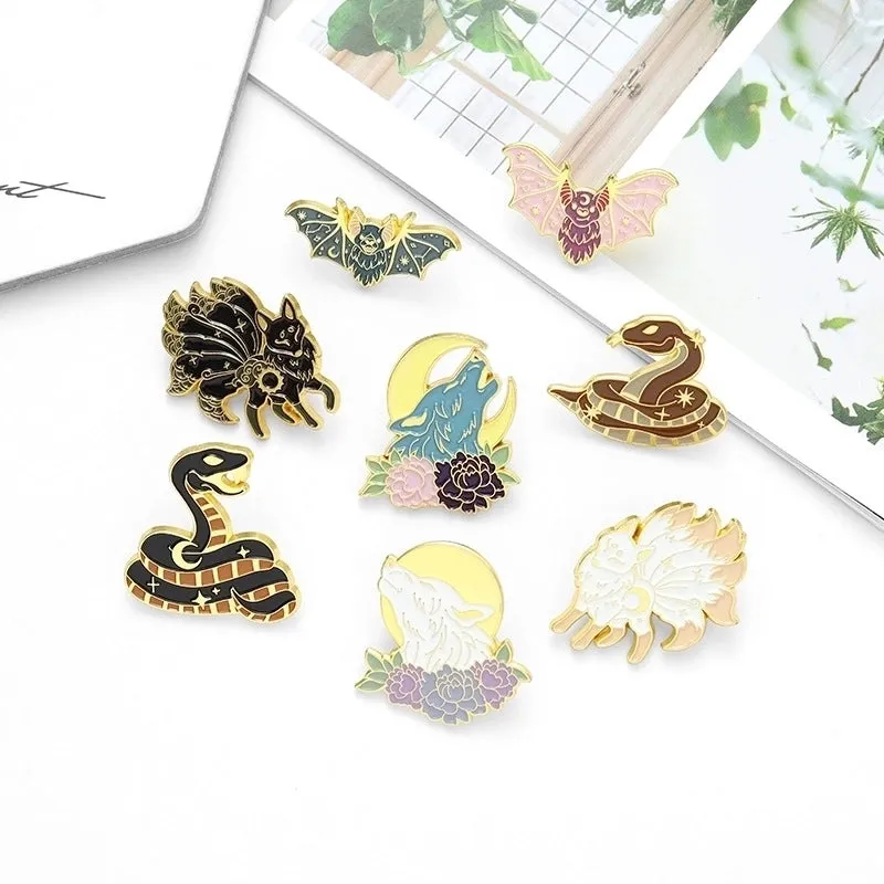 Casual Modern Style Pin Wolf Snake Bat Alloy Stoving Varnish Plating Unisex Brooches