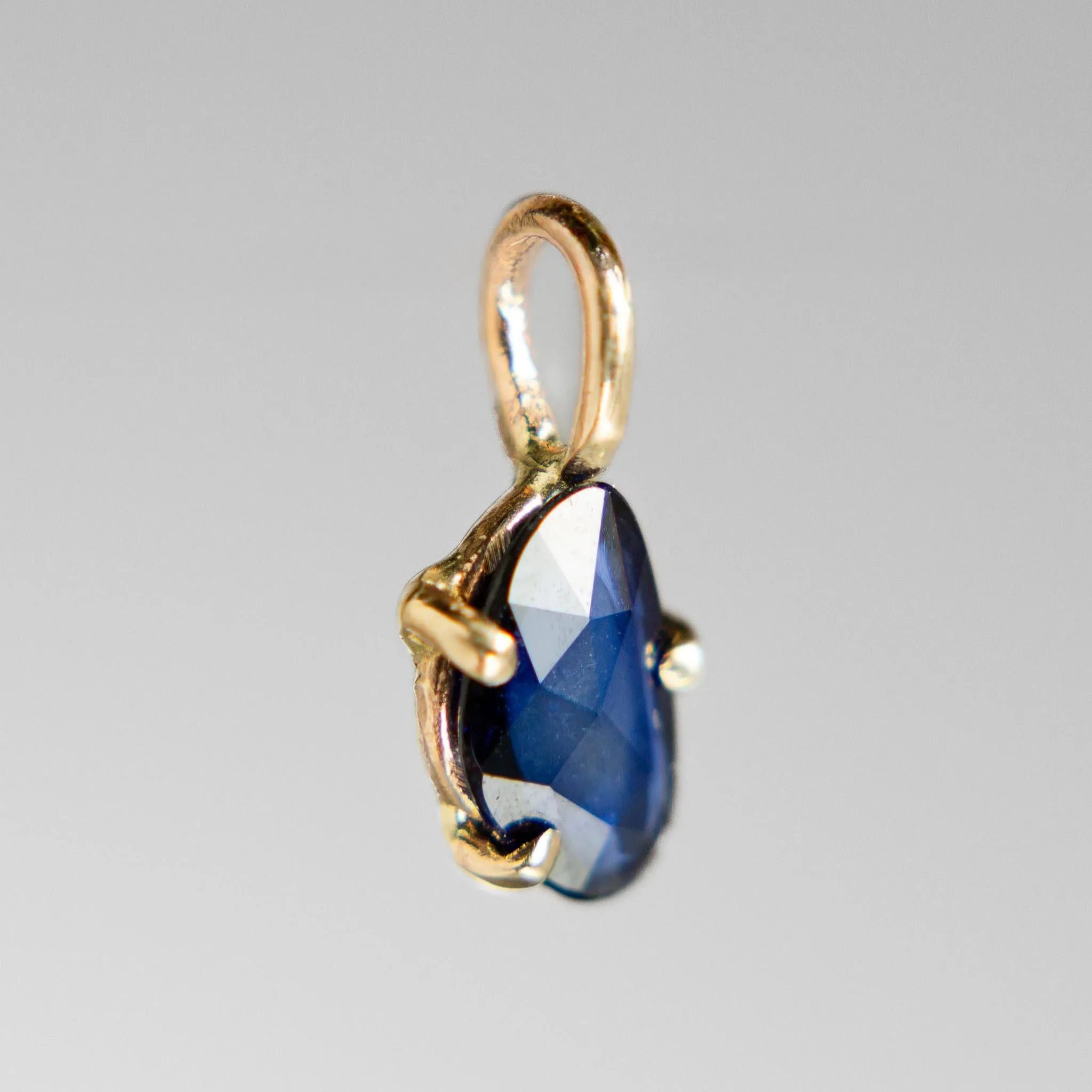 Daybreak Freeform Sapphire Charm No. 1 | Blue Sapphire | 14k Yellow Gold