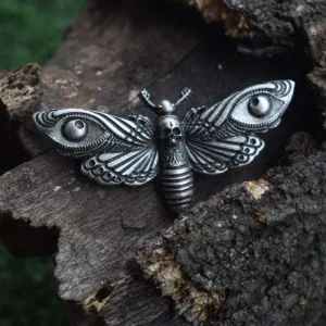 Death's-Head Hawkmoth brooch (Antique Silver Plated)