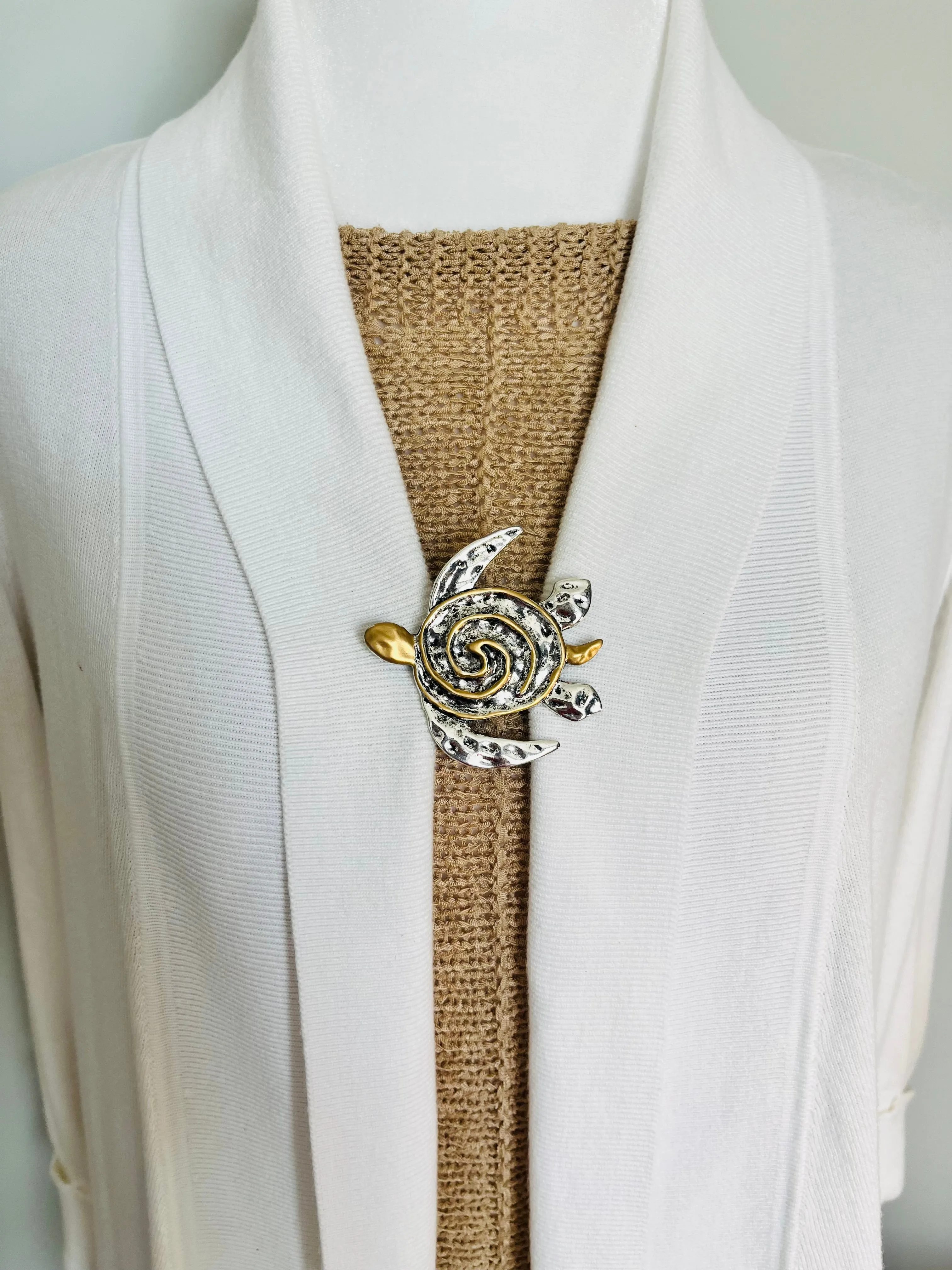 Sweater Clips Turtle Cardigan Clasp for Sweater Clip for Cardigan Clasp Silver Gold Tortoise Clip Tropical Birthday Gift for Her Fabulici