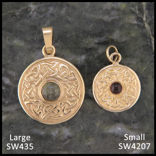 Wheel of Life Pendant in Gold with Gemstone