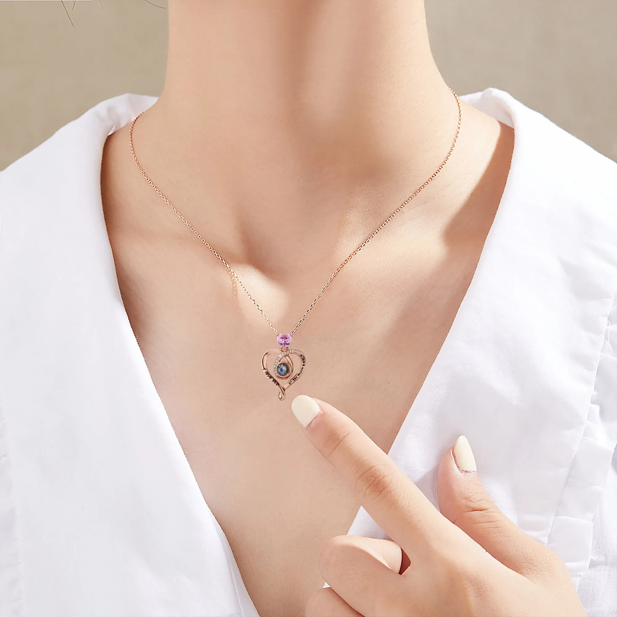 Zircon heart-shaped projection necklace with customizable photos Personalized Pendant